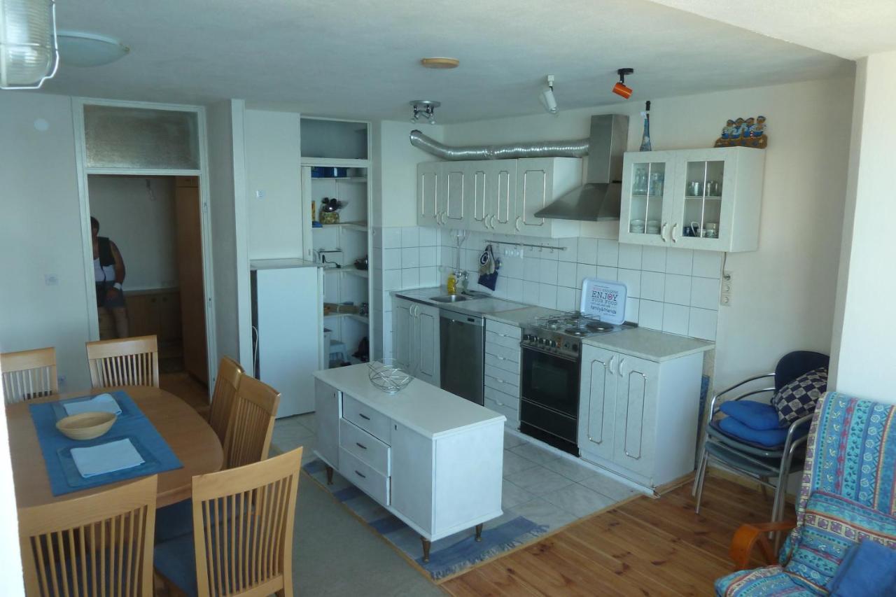 Apartments By The Sea Omis - 15485 Extérieur photo